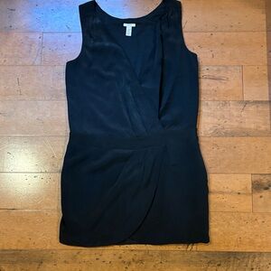 Elegant Black Sleeveless Dress